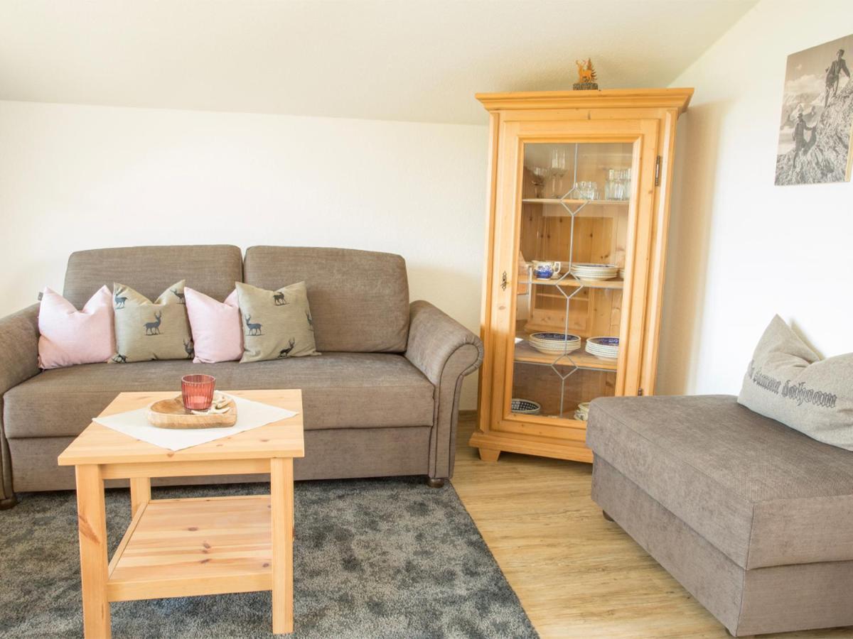 Haus Jaeger Ferienwohnungen Mit Indoor-Pool Inkl. Chiemgaukarte Ruhpolding Esterno foto