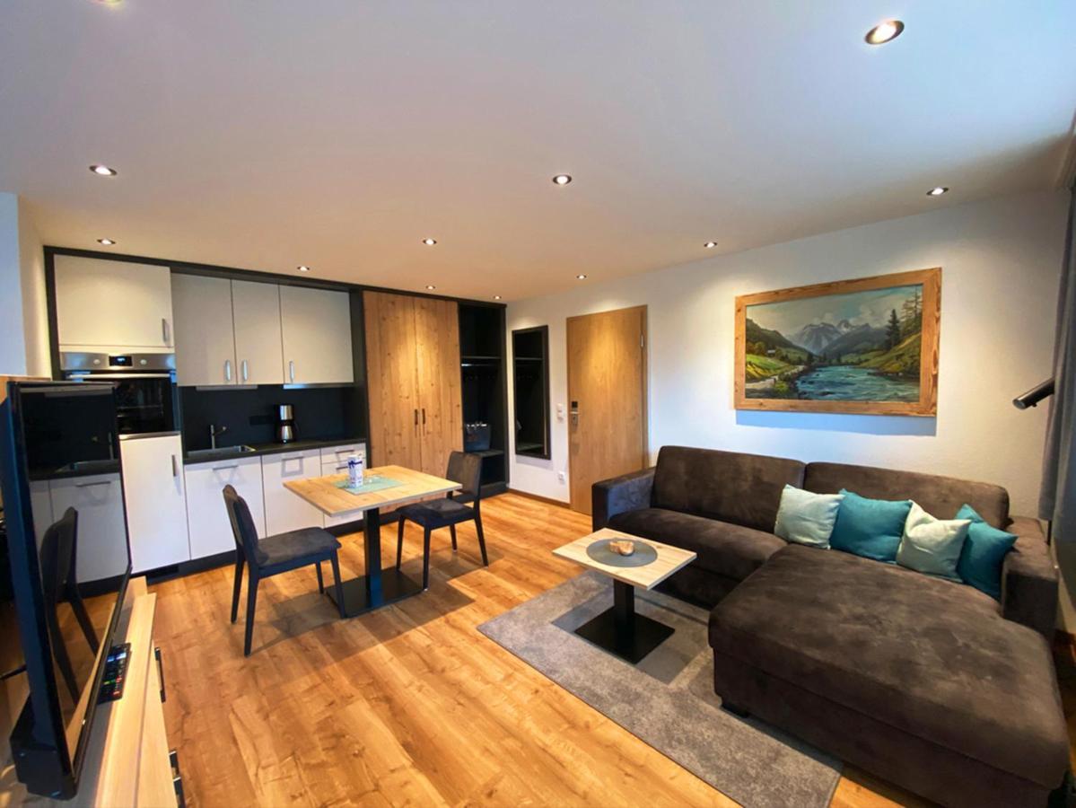 Haus Jaeger Ferienwohnungen Mit Indoor-Pool Inkl. Chiemgaukarte Ruhpolding Esterno foto